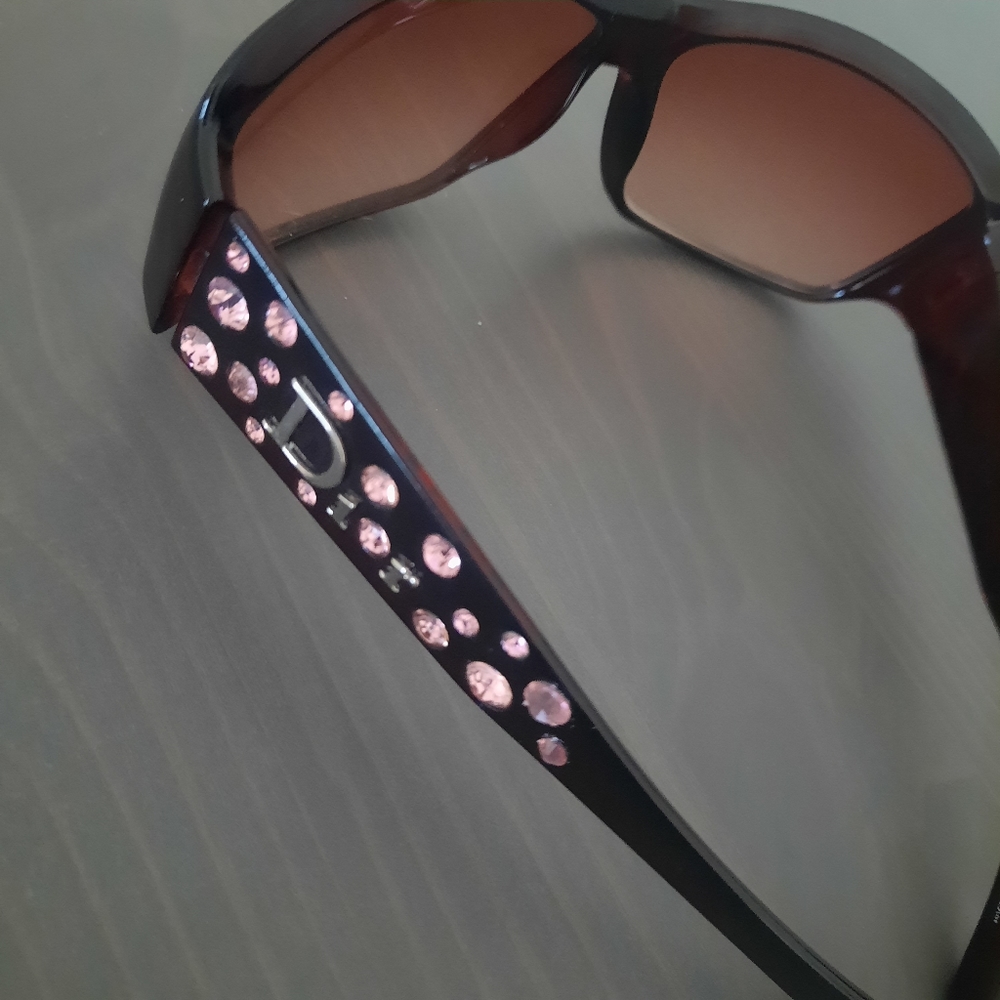 Dior Pink Rhinestone Sunglasses - Picture 4 of 10